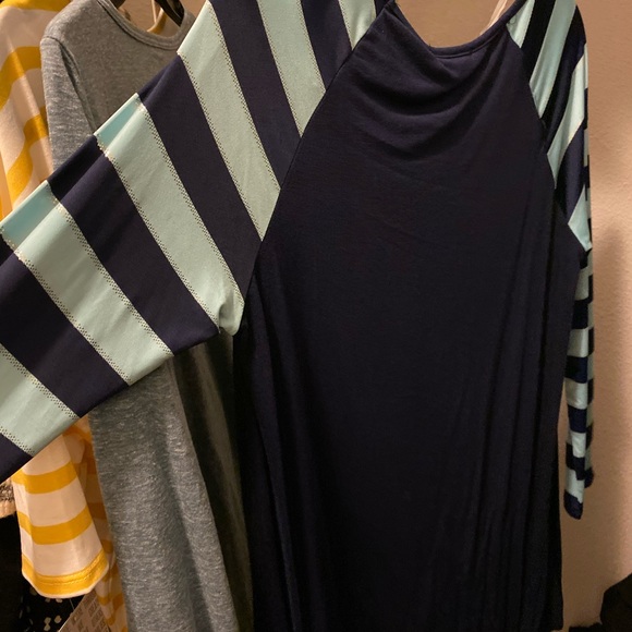 Top - Picture 3 of 3